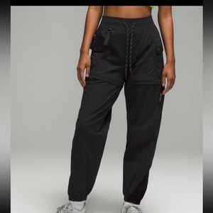 Lululemon convertible hike jogger size 4 black